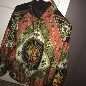 Women’s windbreaker